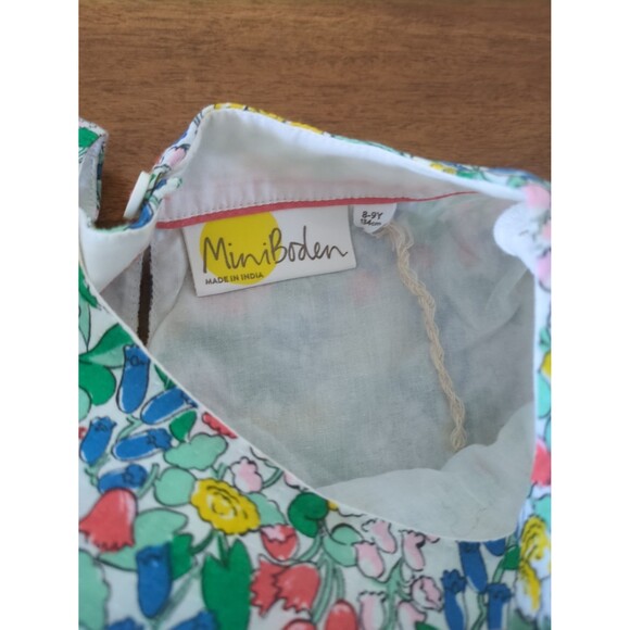 Mini Boden Girls Flutter Sleeve Liberty Floral Smocked Dress size 8/9 EUC - Picture 6 of 10